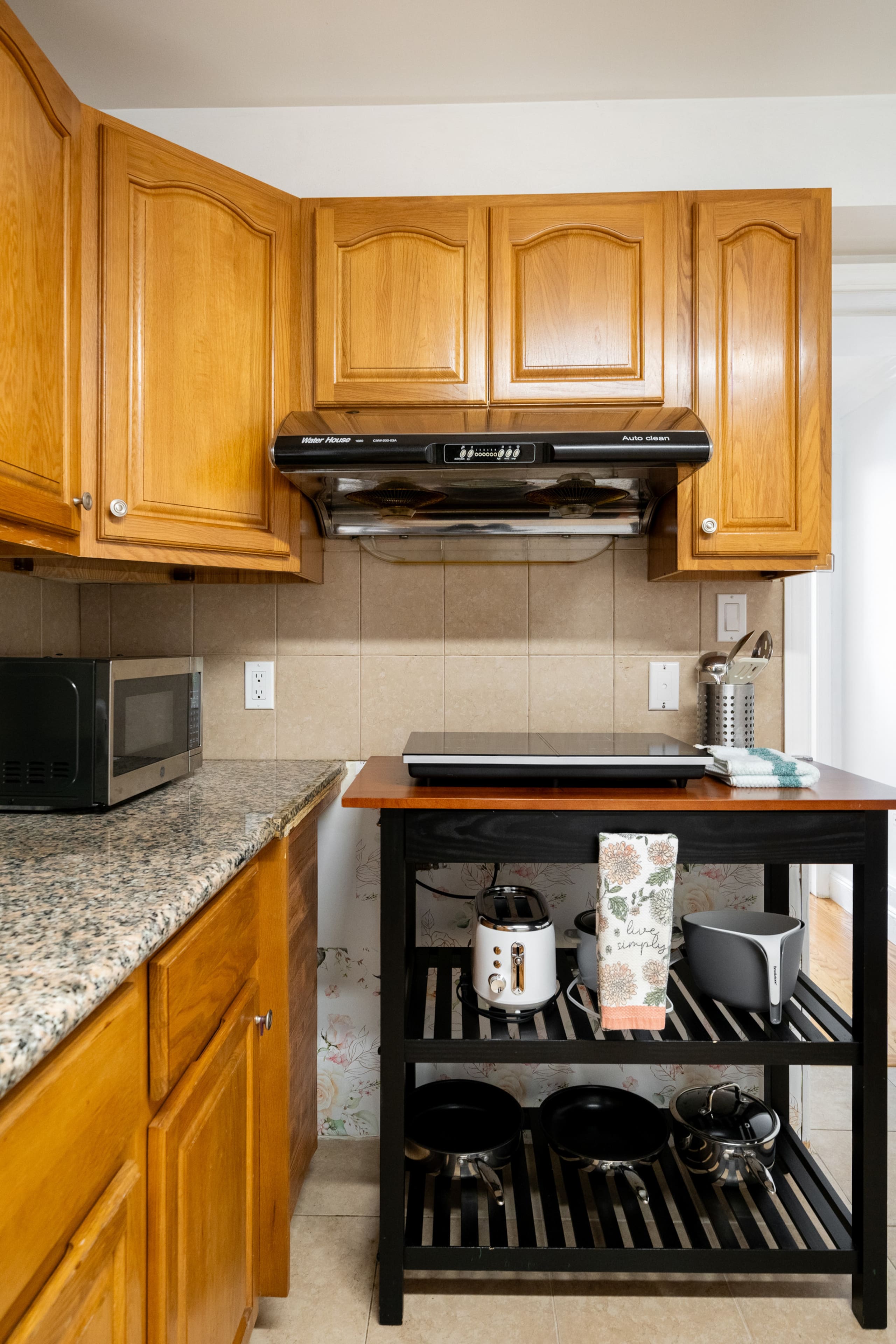 Home in San Francisco · ★4.98 · 2 bedrooms · 5 beds · 2 baths - Image 11