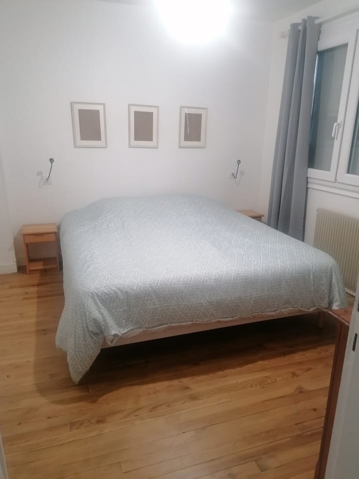 საძინებელი 1