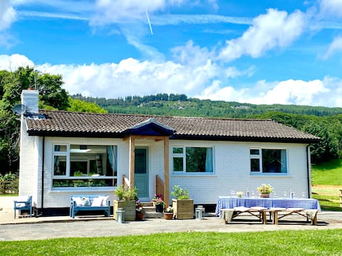 Ballyknocken Cottage