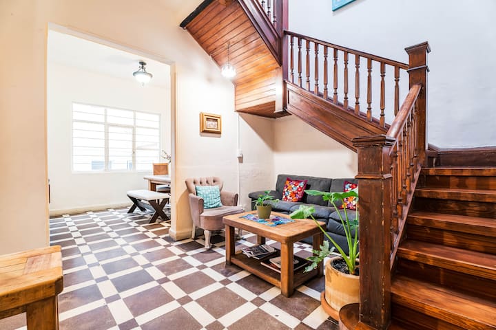 Hermosa Casa en la calle Amsterdam Casa Turquesa