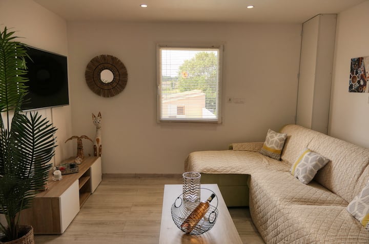 Maison Calme Avec Piscine 2/4 Personnes - Valréas