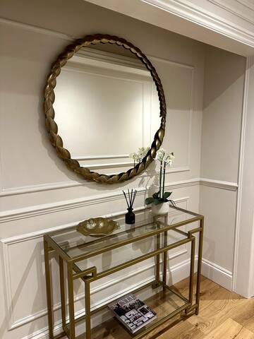 Eaton Place Residence gallery image 5