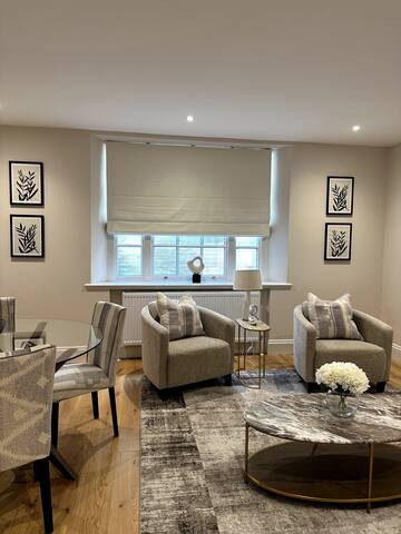 Eaton Place Residence