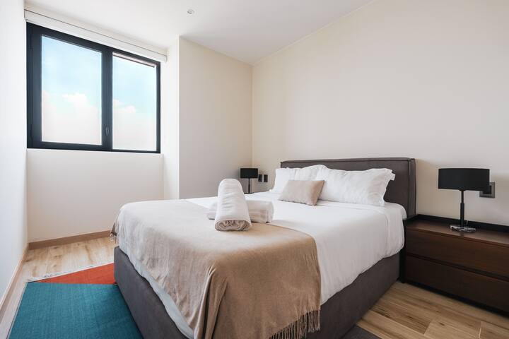 Gin & White 2BR Minimalist Polanco Retreat w/Pool gallery image 3