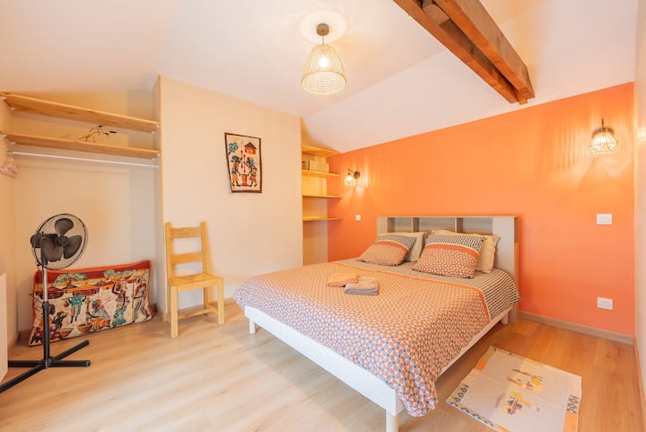 חדר שינה 1: 160x200 מיטה - מאוורר