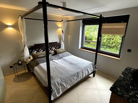 Wellness suite for 2 persons with sauna & pool table