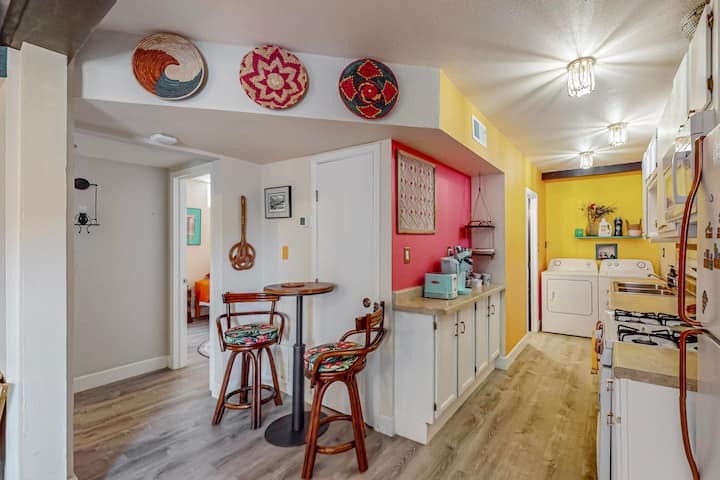 Charming Nook! Fire Pit, Secure, And Cozy! - Albuquerque
