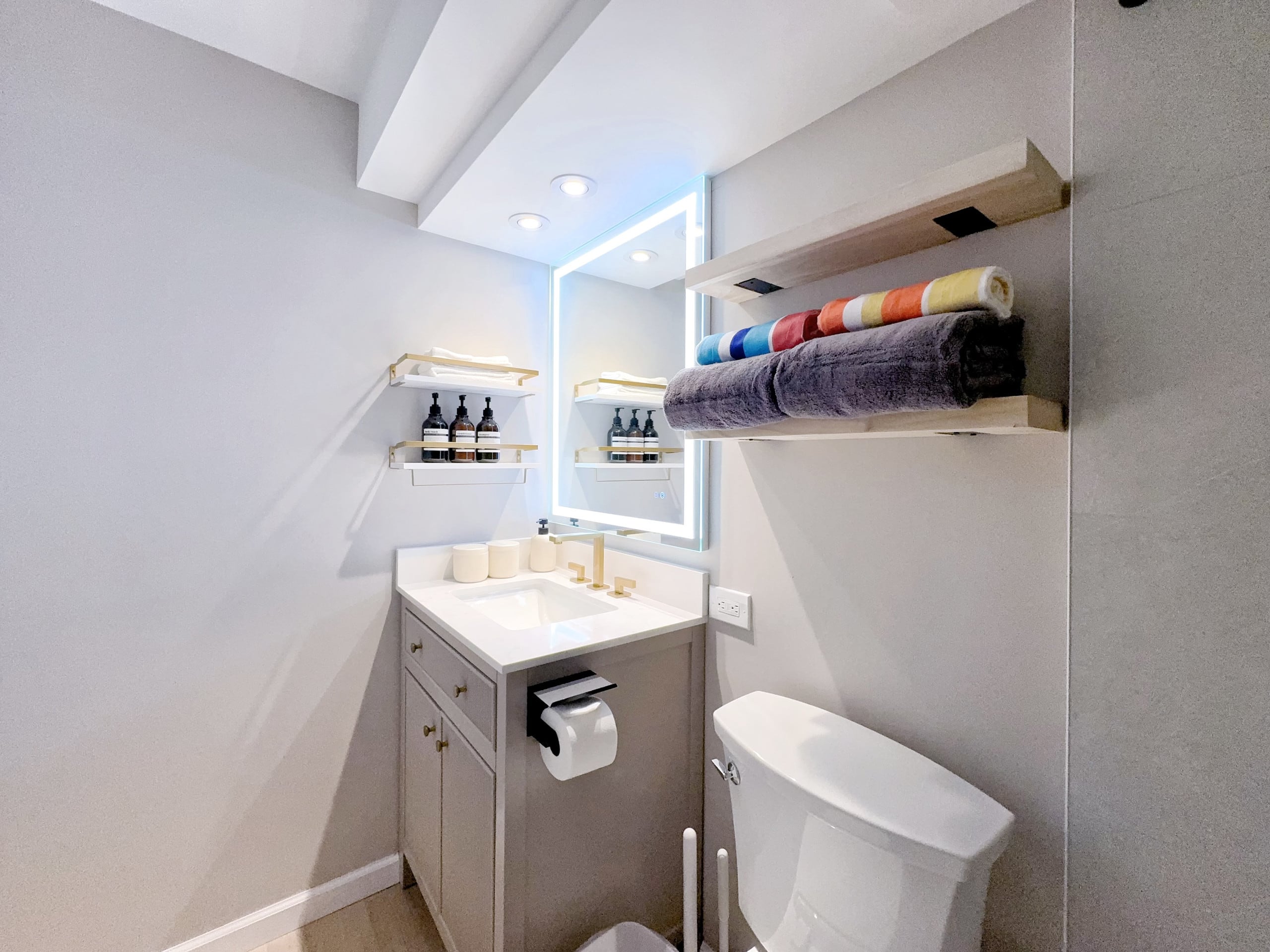 15F-Stunning Boutique King Studio-Waikiki Beach~ - Image 23