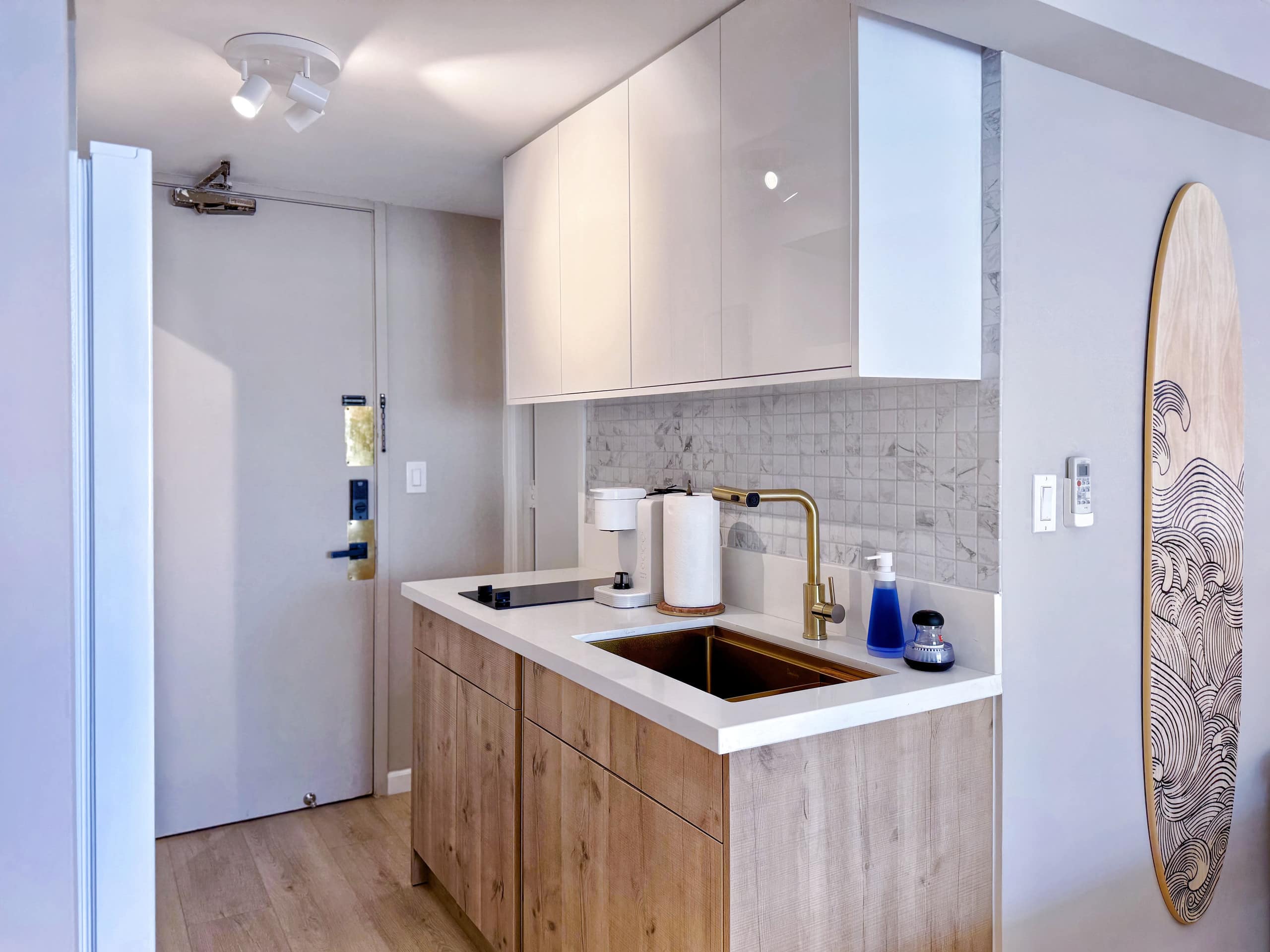 15F-Stunning Boutique King Studio-Waikiki Beach~ - Image 5