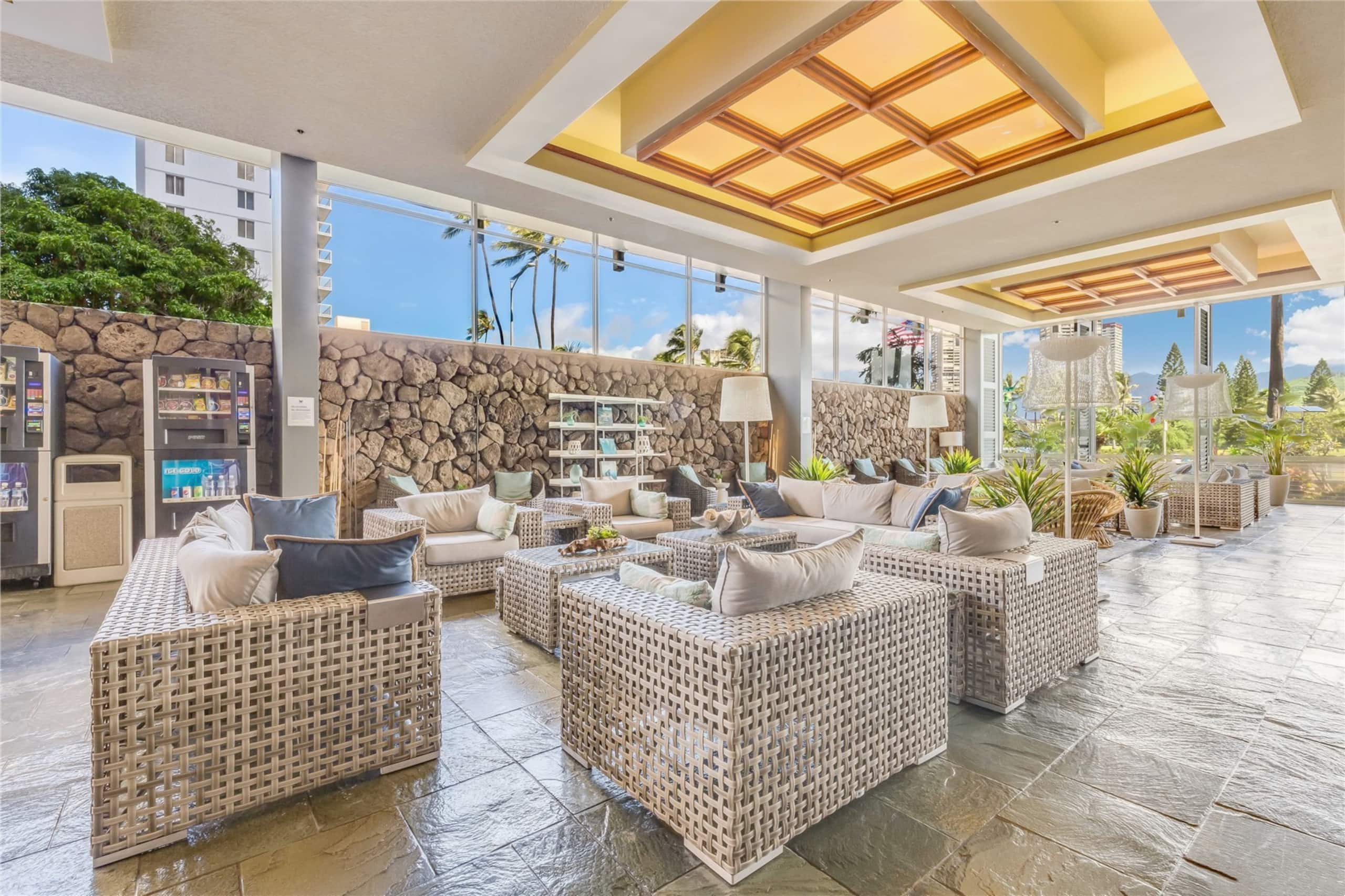 15F-Stunning Boutique King Studio-Waikiki Beach~ - Image 41