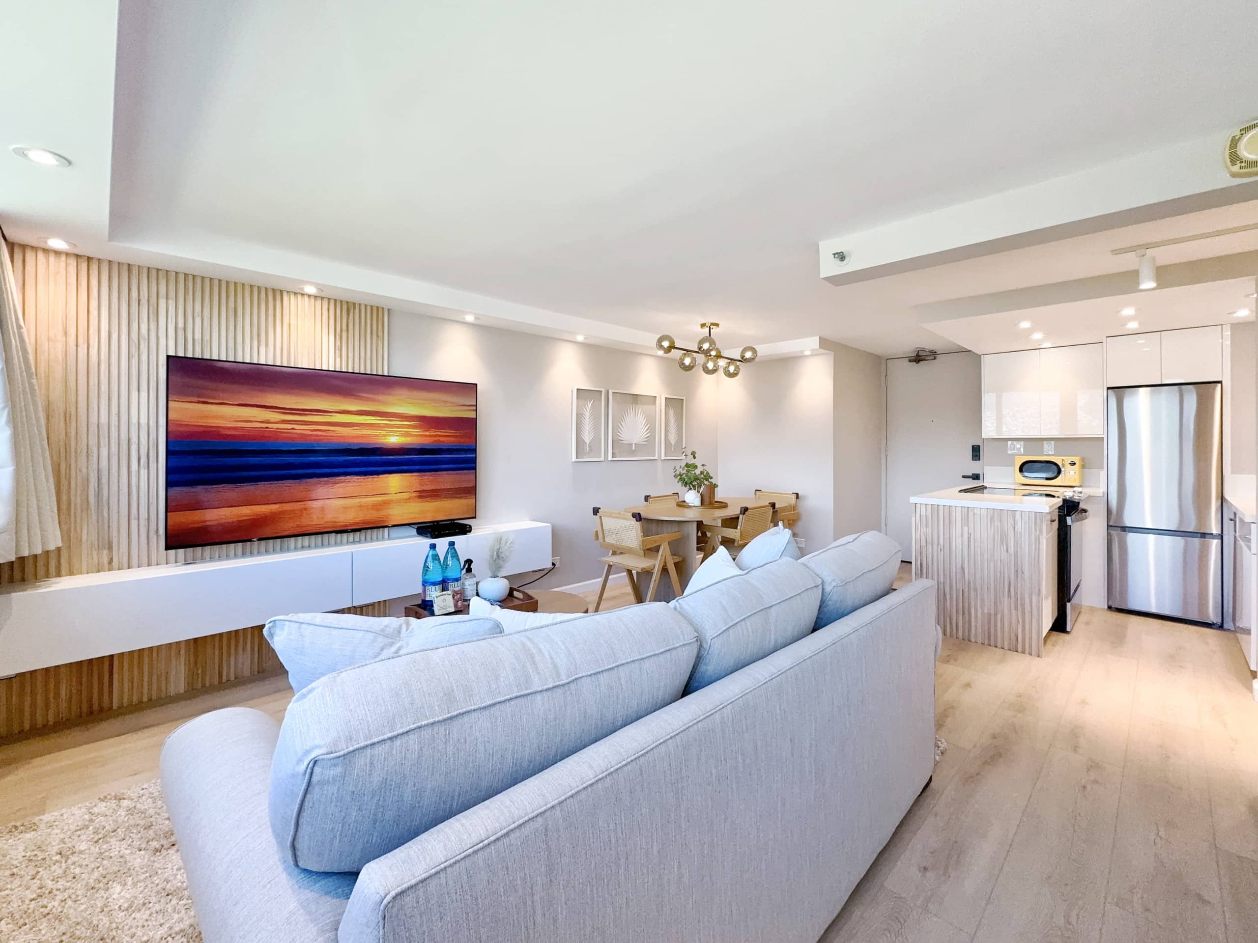 35FL-Upscale Fully Remodeled 1BR-Waikiki Beach~ - Image 14
