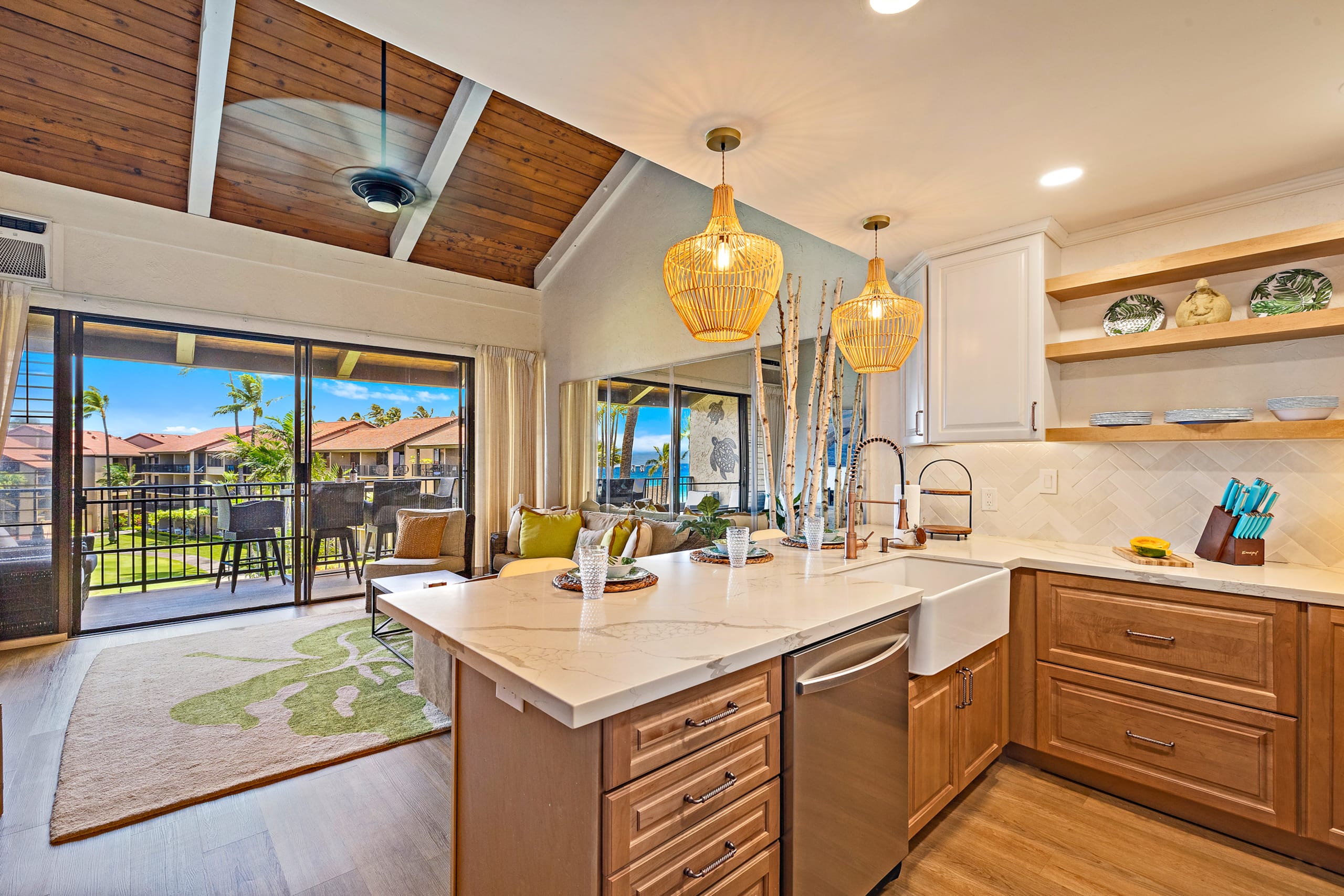 Condo in Lahaina · ★4.73 · 3 bedrooms · 4 beds · 3 baths - Image 14