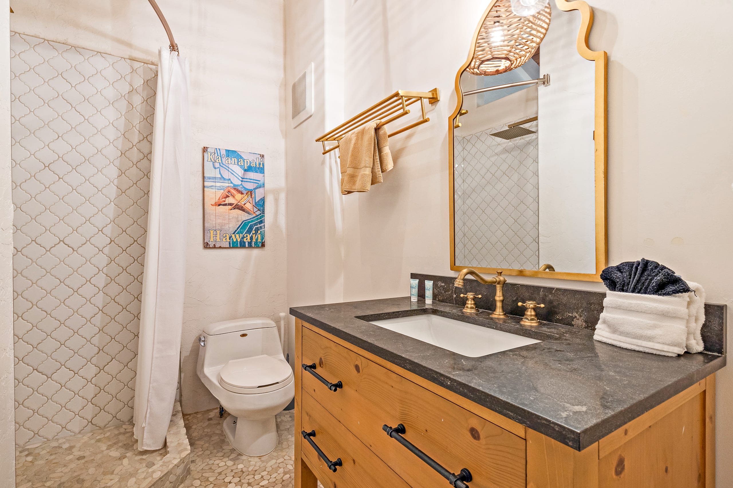 Condo in Lahaina · ★4.73 · 3 bedrooms · 4 beds · 3 baths - Image 26