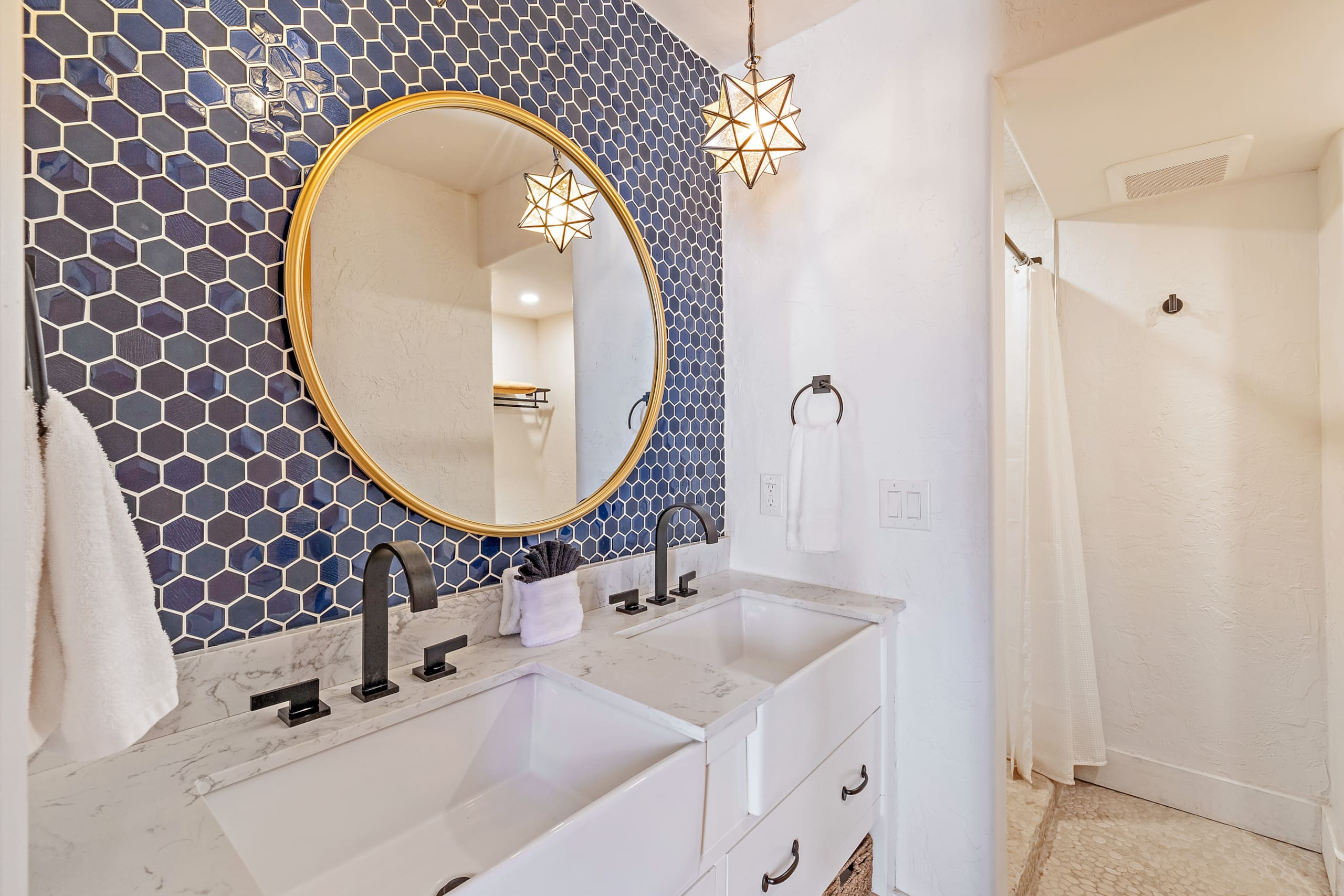 Condo in Lahaina · ★4.73 · 3 bedrooms · 4 beds · 3 baths - Image 25