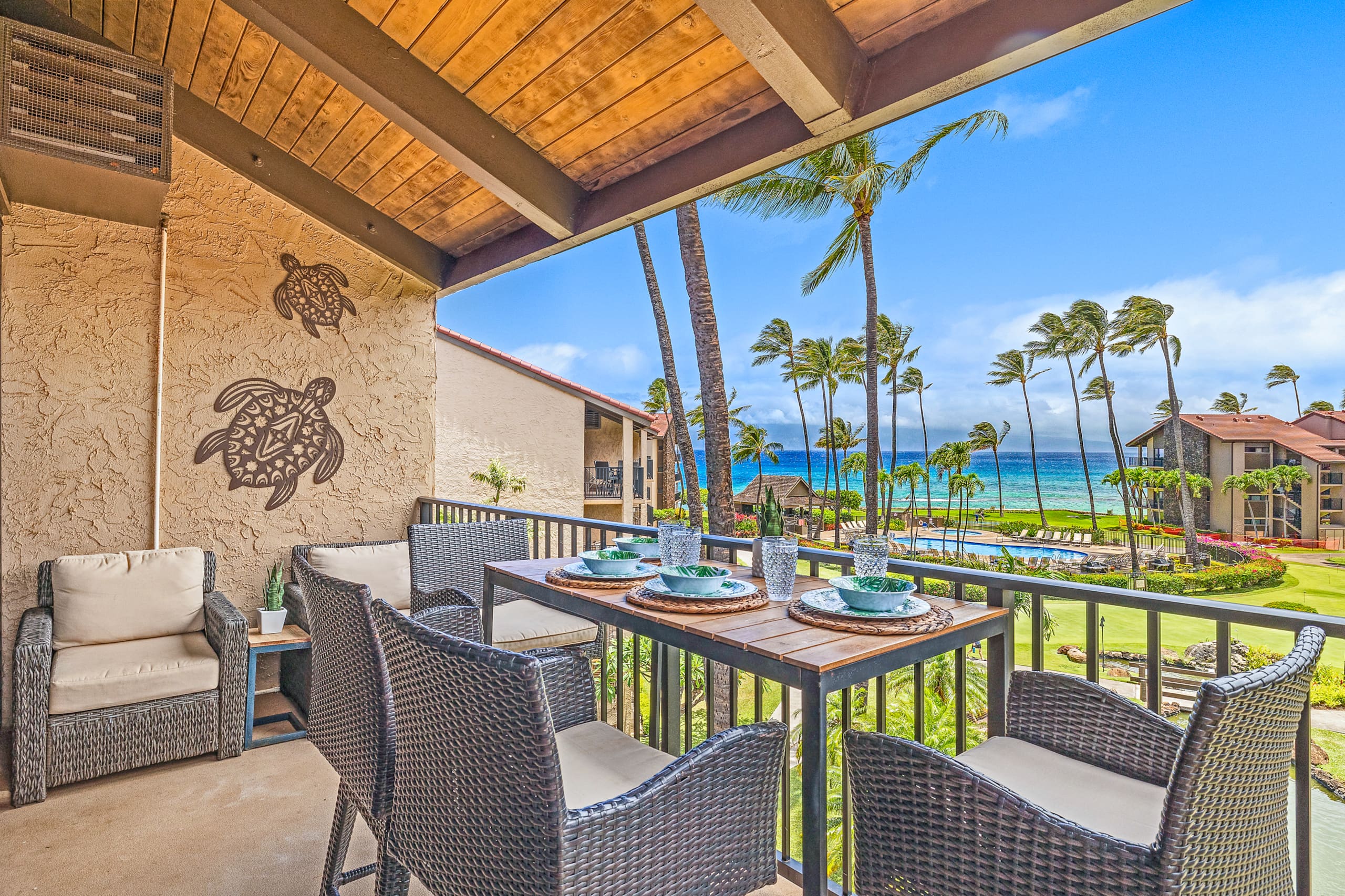 Condo in Lahaina · ★4.73 · 3 bedrooms · 4 beds · 3 baths - Image 32