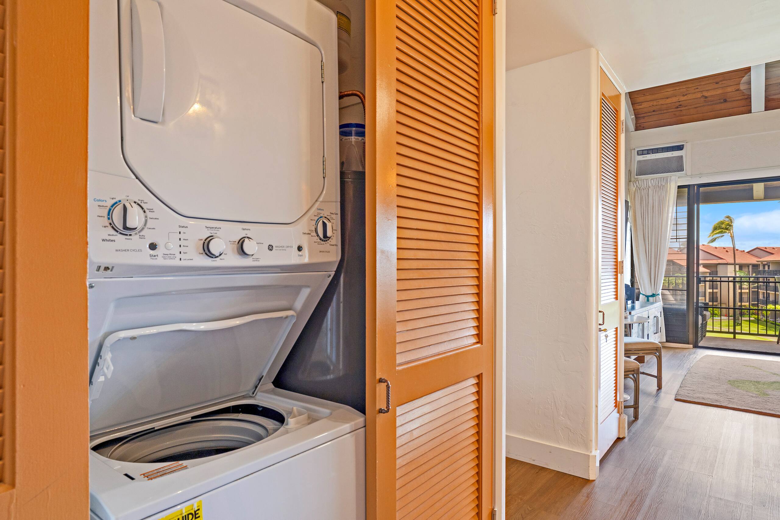 Condo in Lahaina · ★4.73 · 3 bedrooms · 4 beds · 3 baths - Image 31