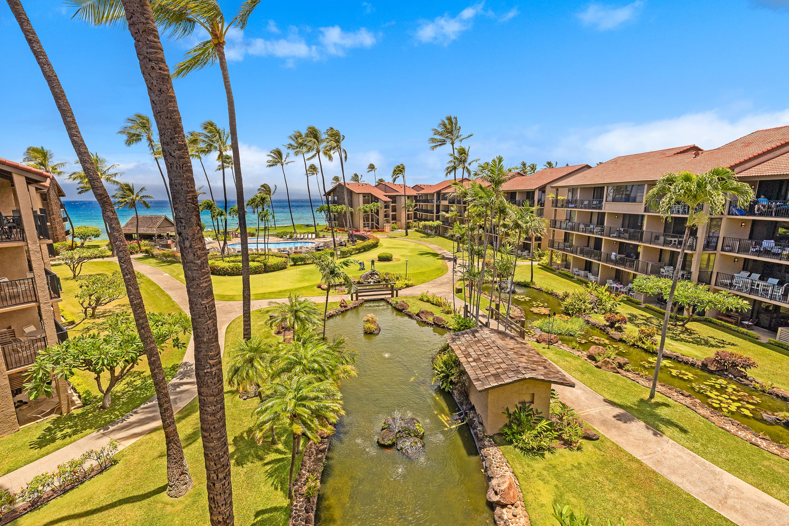 Condo in Lahaina · ★4.73 · 3 bedrooms · 4 beds · 3 baths - Image 43