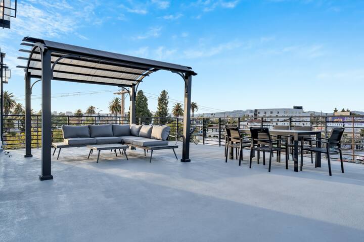 LUXE | Compound gallery image 2