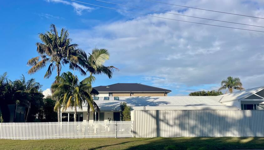 Three Palms Kurnell gallery image 3