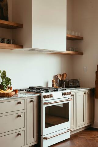 Thalia by Dear Valentine gallery image 5