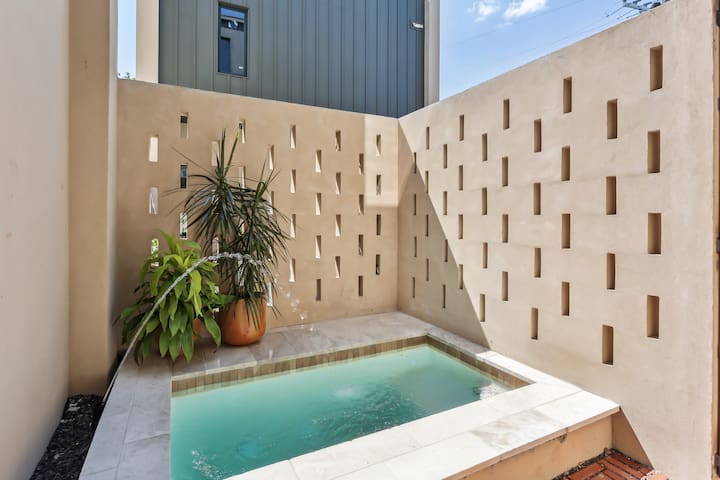 Thalia by Dear Valentine