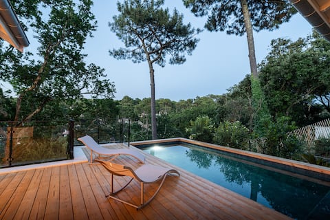 Exceptional villa, swimming pool, beach 10 minutes away