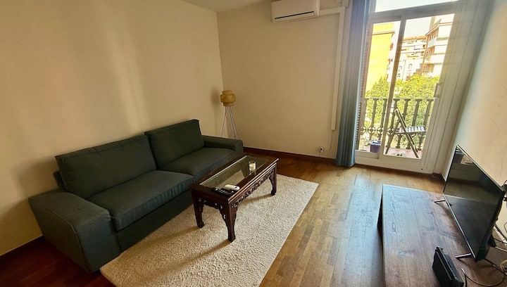 Sagrada Familia Clot Season 1bed - Badalona