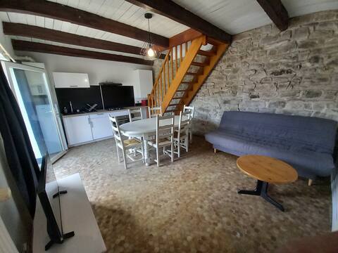 Odet house with large terrace