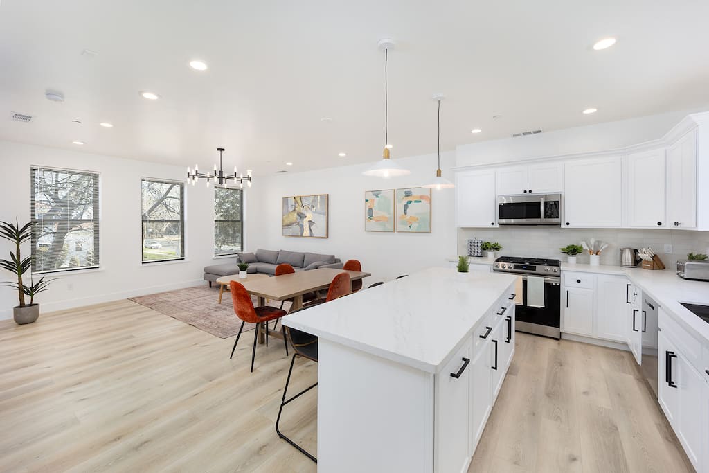 Brand New Midtown 3BR Haven - Walk to Everything!