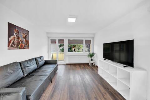 (PEARL09) Spacious apartment near Biel (2D)