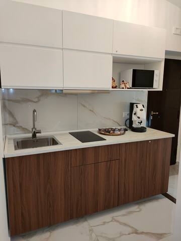 NapoliSognoInfinito 2 camereda letto con 2 bagni. gallery image 2