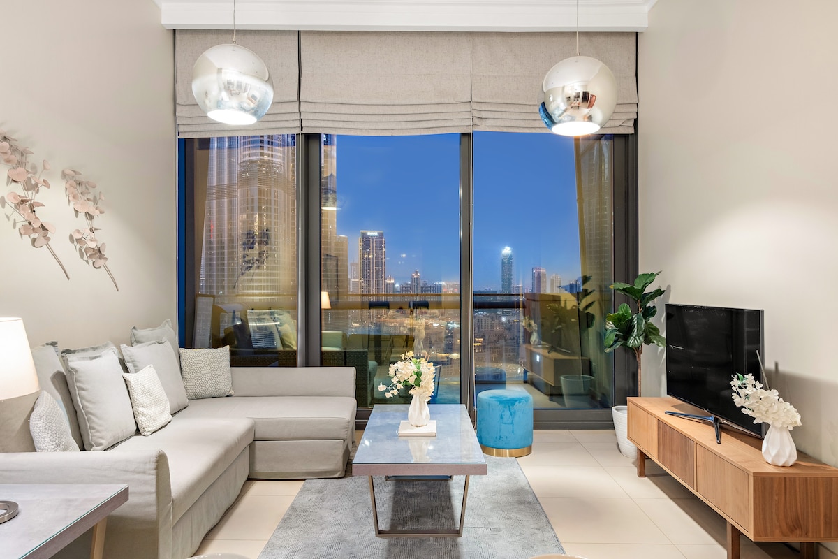 1 Bedroom Furnished Apartment with Burj Khalifa & Fountain View | Burj Vista 2