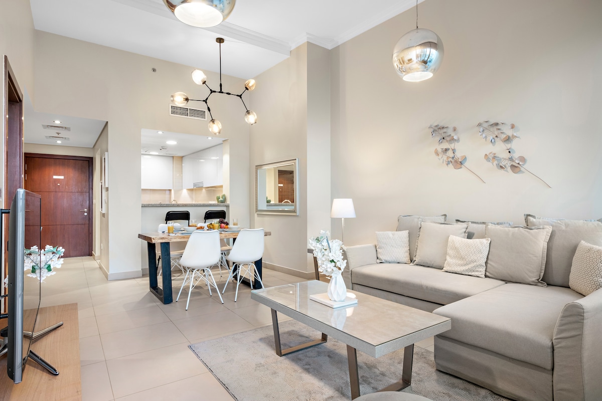 1 Bedroom Furnished Apartment with Burj Khalifa & Fountain View | Burj Vista 3