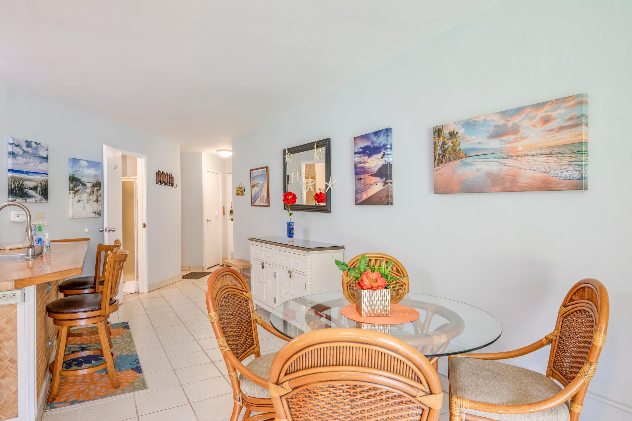Oceanfront Condo in Maui Sunset Resort with Pool - Image 2