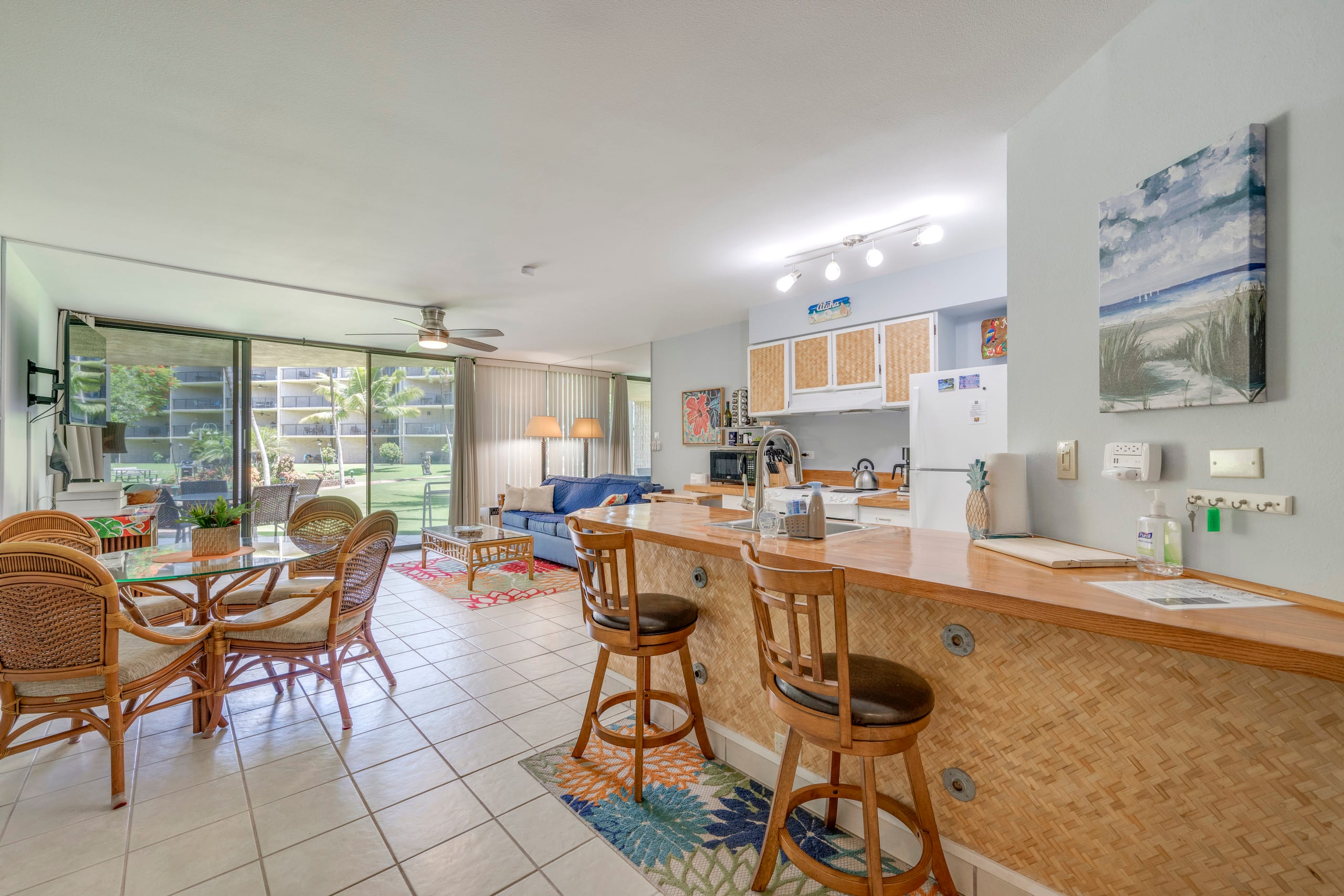 Oceanfront Condo in Maui Sunset Resort with Pool - Image 1