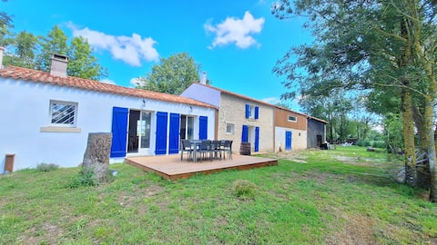 Gîte insulaire bord de rivière