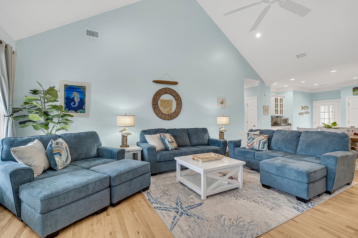 Top Airbnb: Pompano Pool House in Edisto Beach