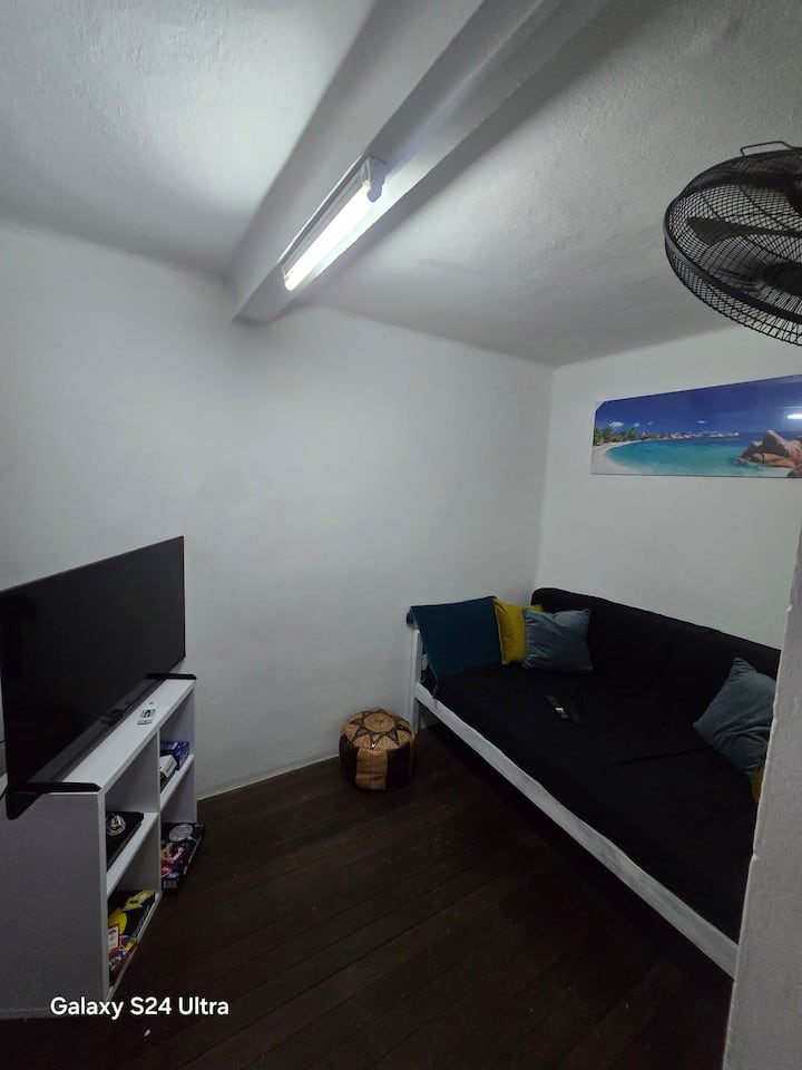 Hostel Le 213 Chambre Partagé Mixte 1 Pers/1 Lit - Fort-de-France