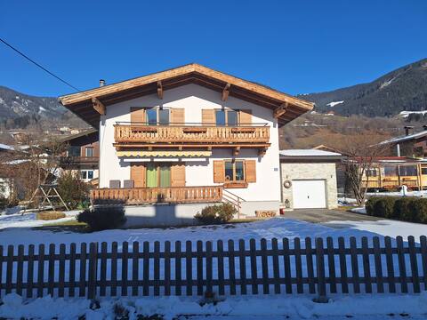 Chalet Hochsonnberg in Piesendorf, Austria