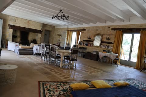 Château de St Chamarand – King's Room