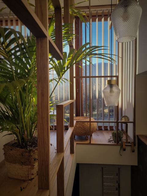 Beautiful house facing nature.