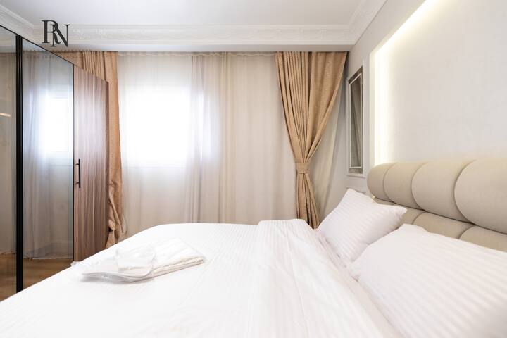 Elite 1 BDR In Rehab City: Bedroom