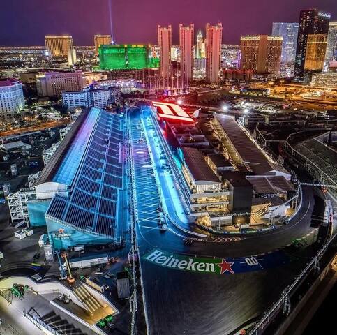 Watch F1 Grand Prix; Luxury Condo on Strip 2BR/2BA gallery image 2