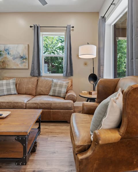 Popular Airbnb listing: Historic 1907 SLC Victorian - Hot Tub - Firepits! in South Salt Lake