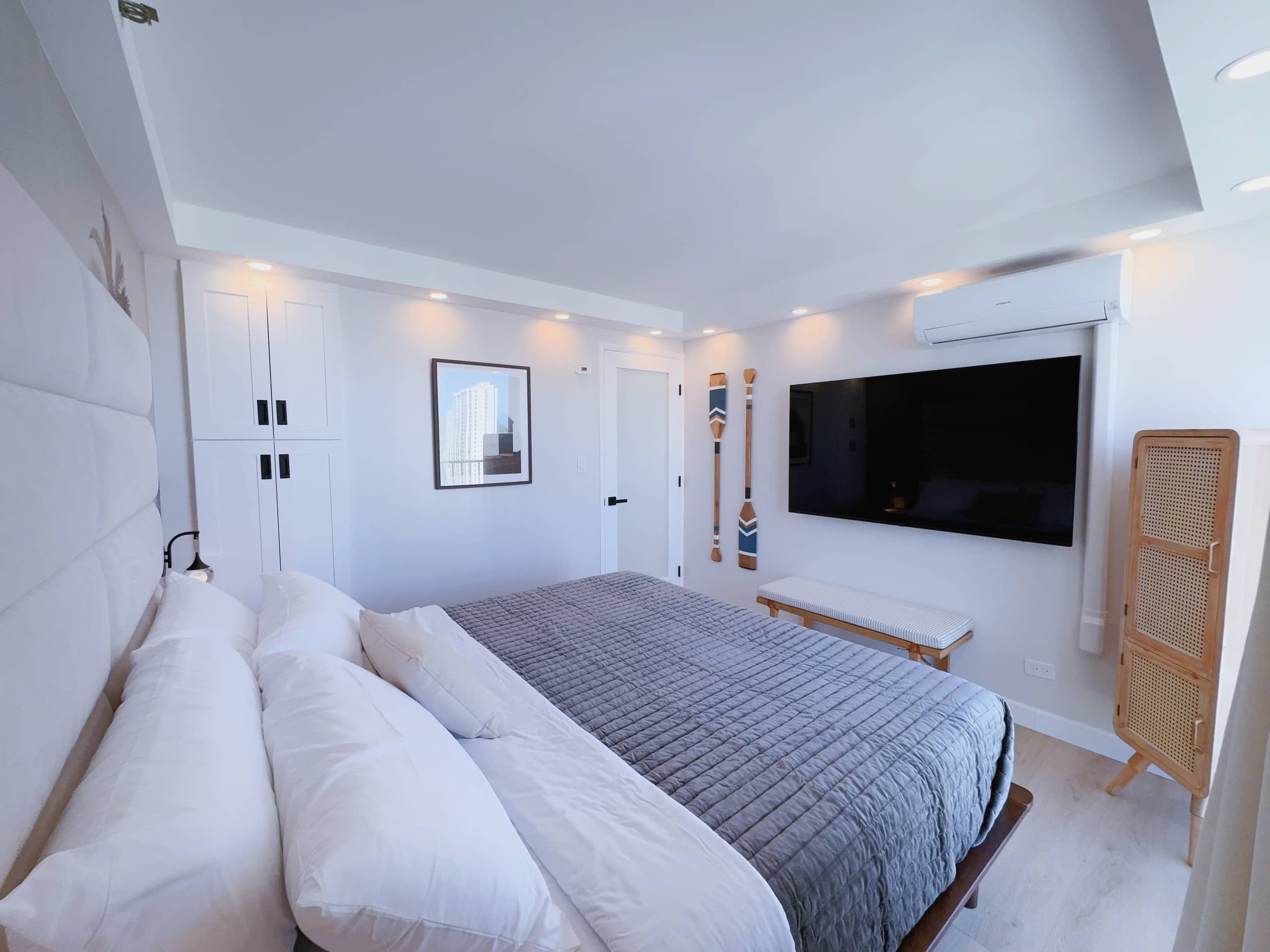 28F-Upscale Ocean View 1BR-3min Walk to Beach! - Image 22