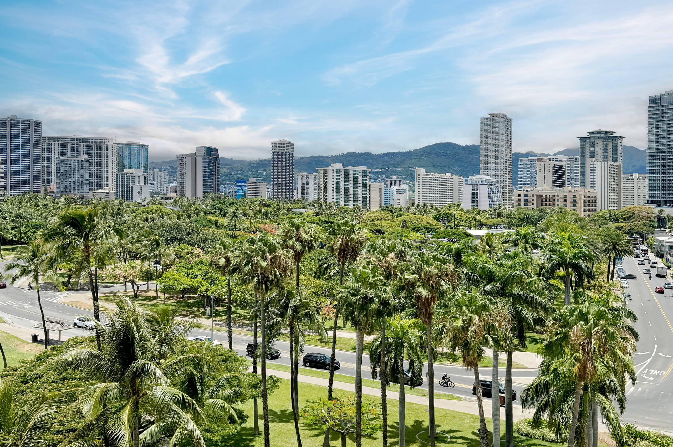 Condo in Honolulu · ★5.0 · 1 bedroom · 2 beds · 1 private bath - Image 28