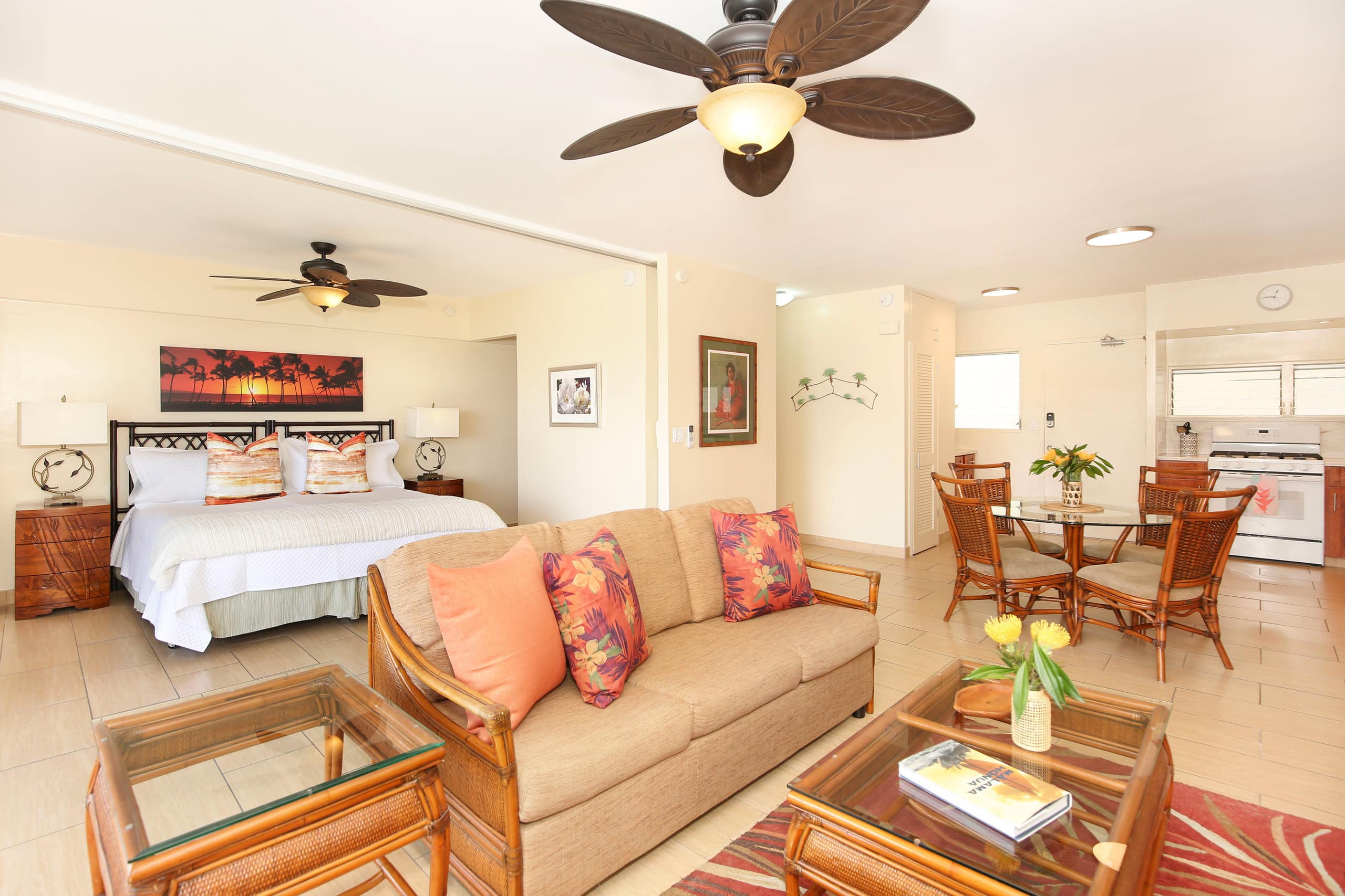 Condo in Honolulu · ★5.0 · 1 bedroom · 2 beds · 1 private bath - Image 9
