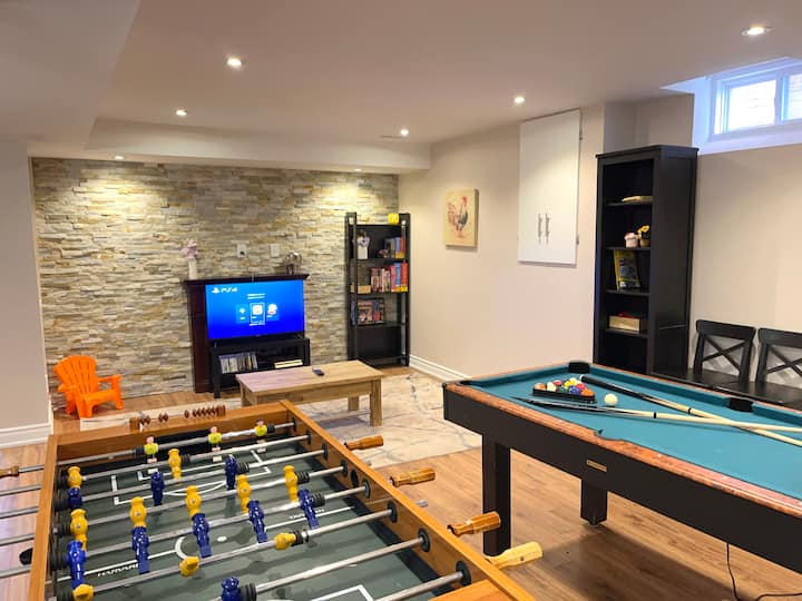 Stay & Play: Cozy Home With Full Basement Fun - Vaughan