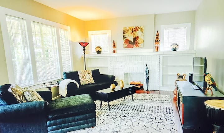 Nice House 5 Min From Uab And Downtown . - Birmingham, AL