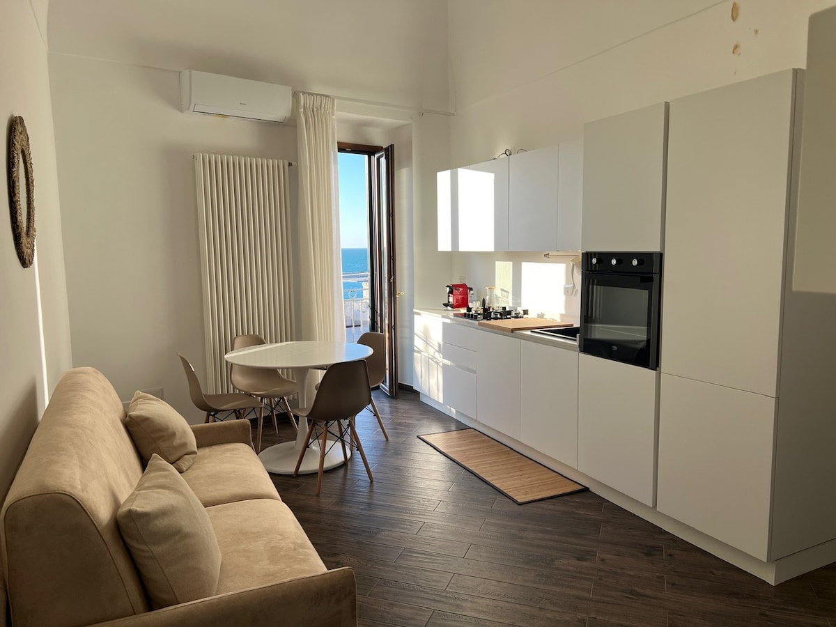 Propriété Airbnb réussie: North Wind Luxury Home - Sea View Apartment à Vieste